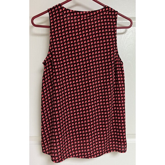 Chelsea28 Women's Sleeveless V-Neck Tank Red Black Size Small Hi Low - Picture 2 of 7